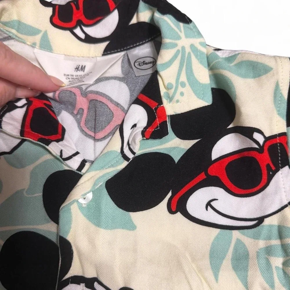 H&M toddler Disney Hawaiian shirt